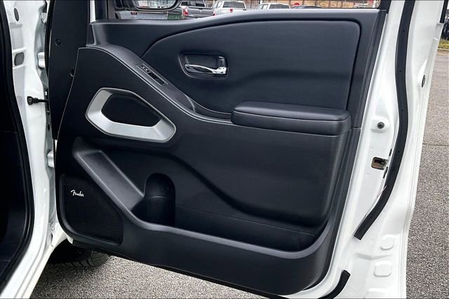 Certified 2025 Nissan Frontier SV w/ SV Convenience Package image 26