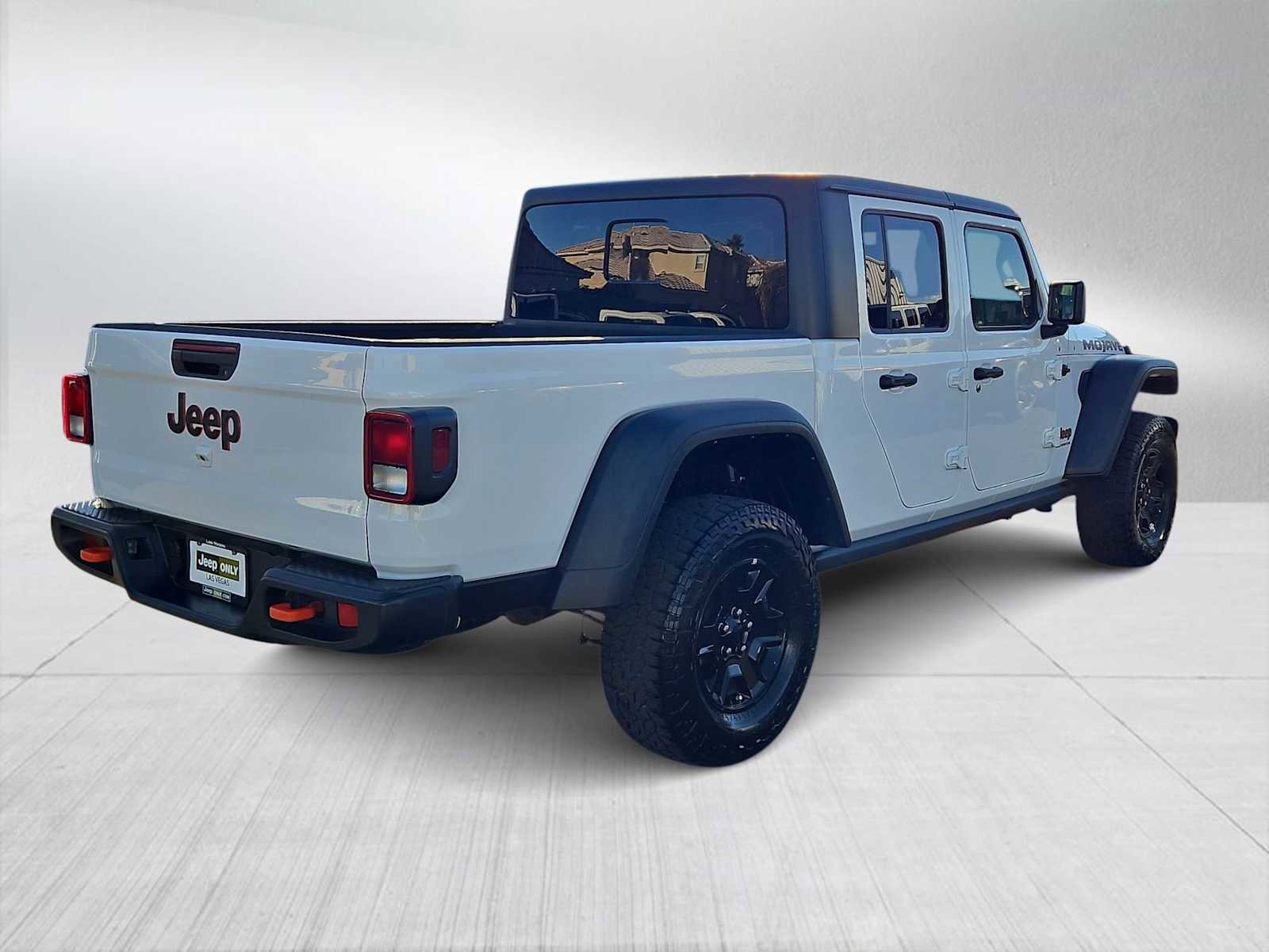 Used 2023 Jeep Gladiator Mojave image 8