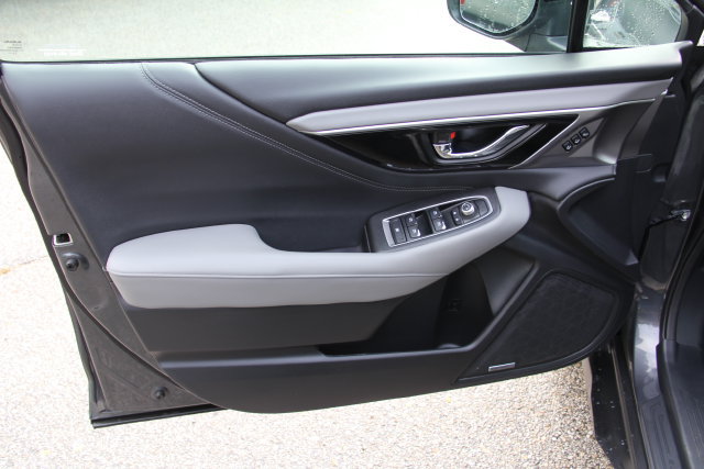 Used 2024 Subaru Outback Limited AWD/4WD image 16