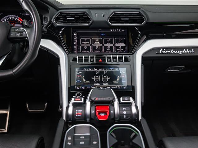 Used 2021 Lamborghini Urus image 34