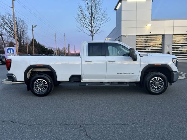 Used 2024 GMC Sierra 3500 SLE image 9
