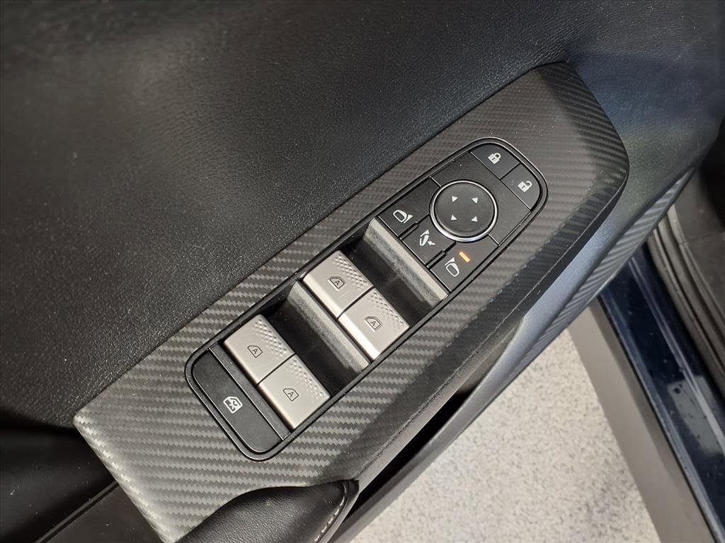 Used 2024 Mitsubishi Outlander SE Black Edition image 19