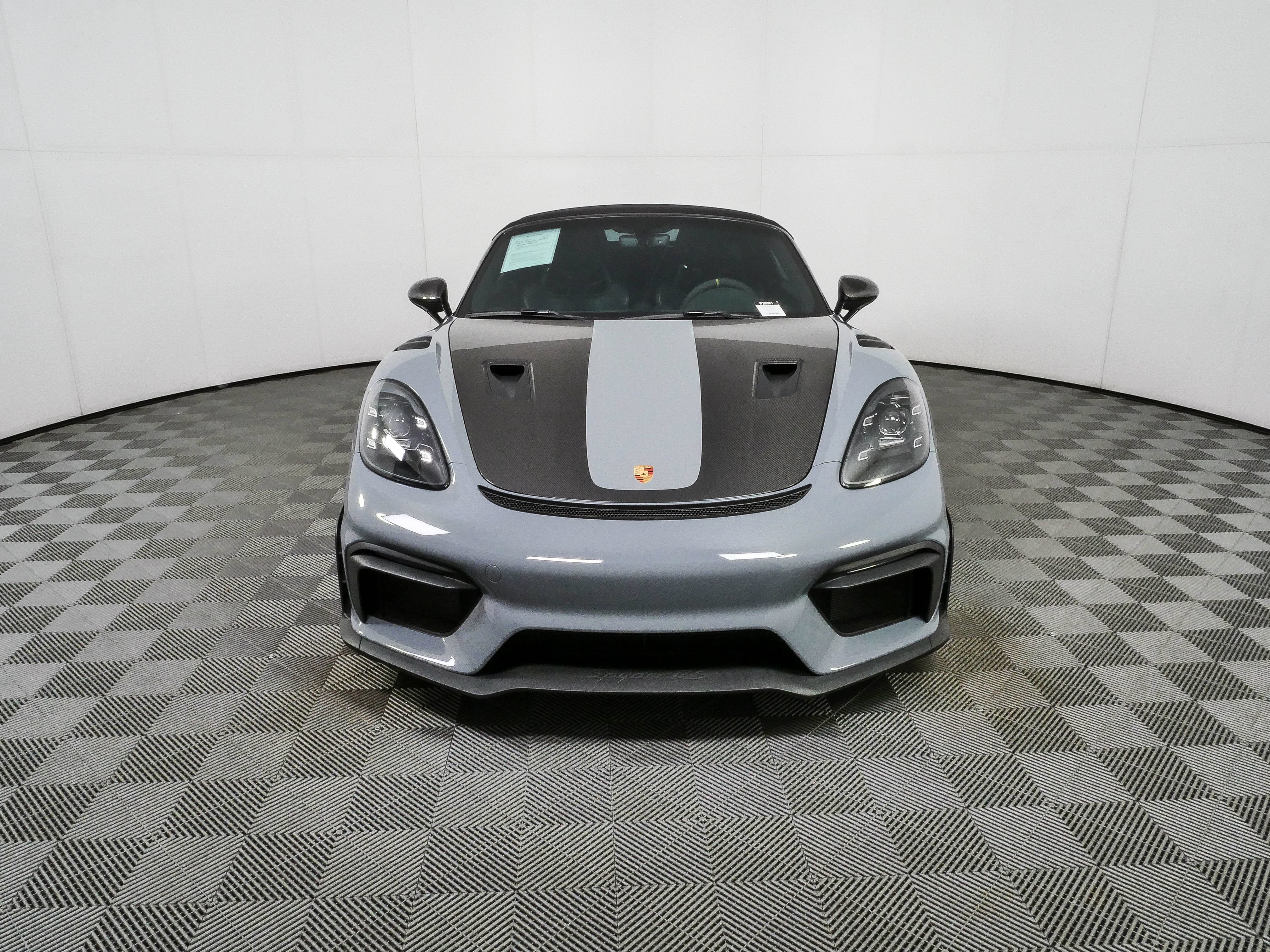 Certified 2024 Porsche 718 Boxster Spyder RS w/ Weissach Package RWD image 34