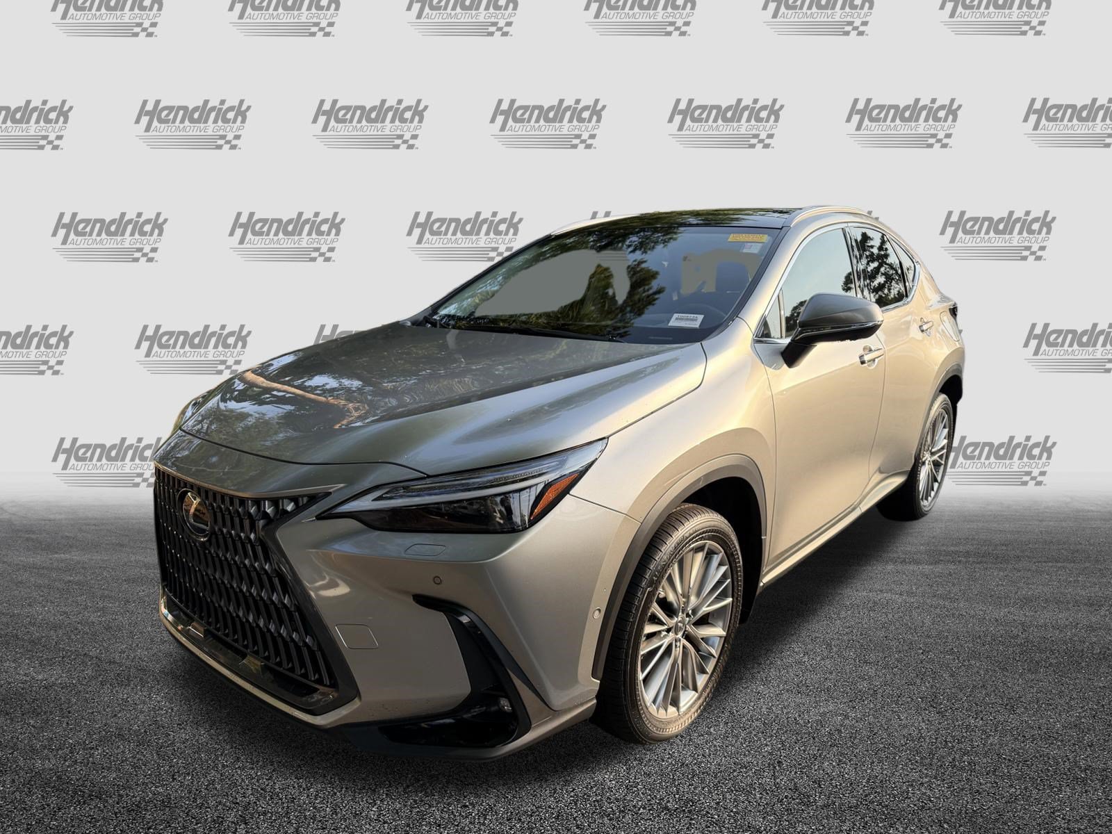 Used 2022 Lexus NX 350h AWD w/ Vision Package image 3