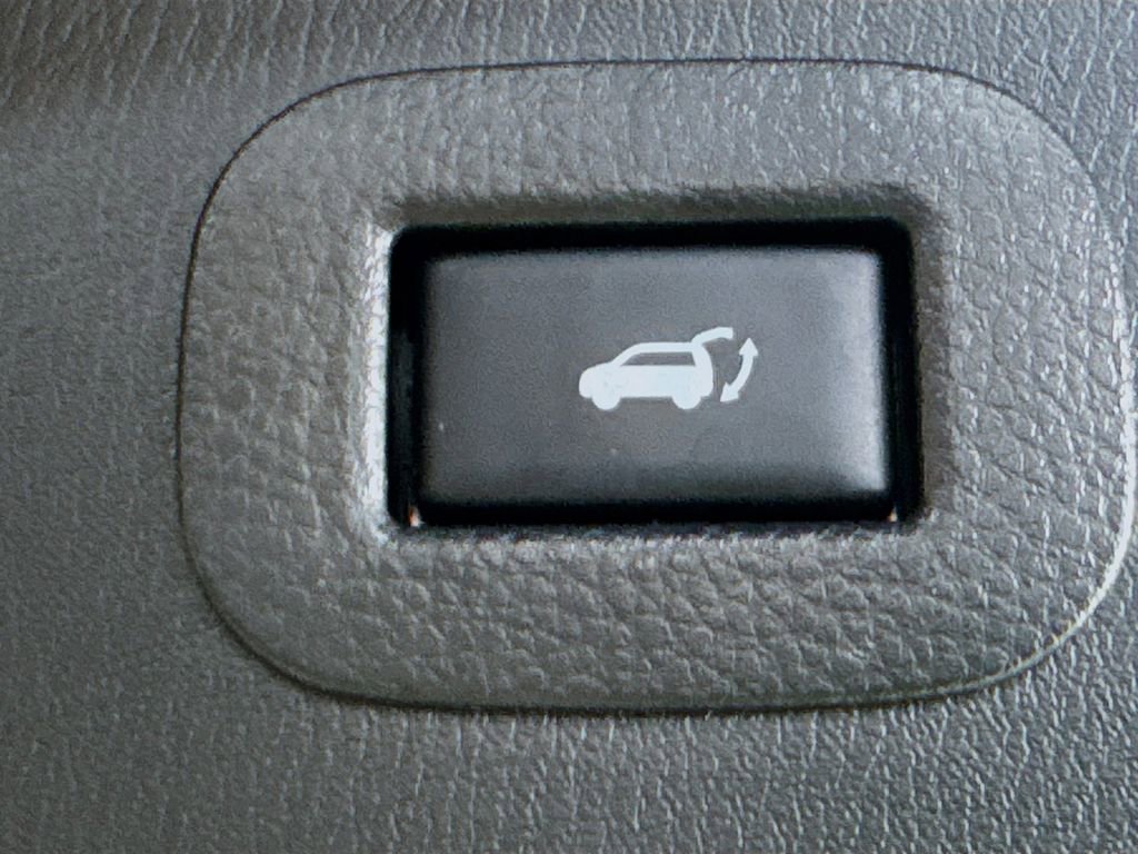 Used 2024 INFINITI QX80 Sensory AWD/4WD image 34