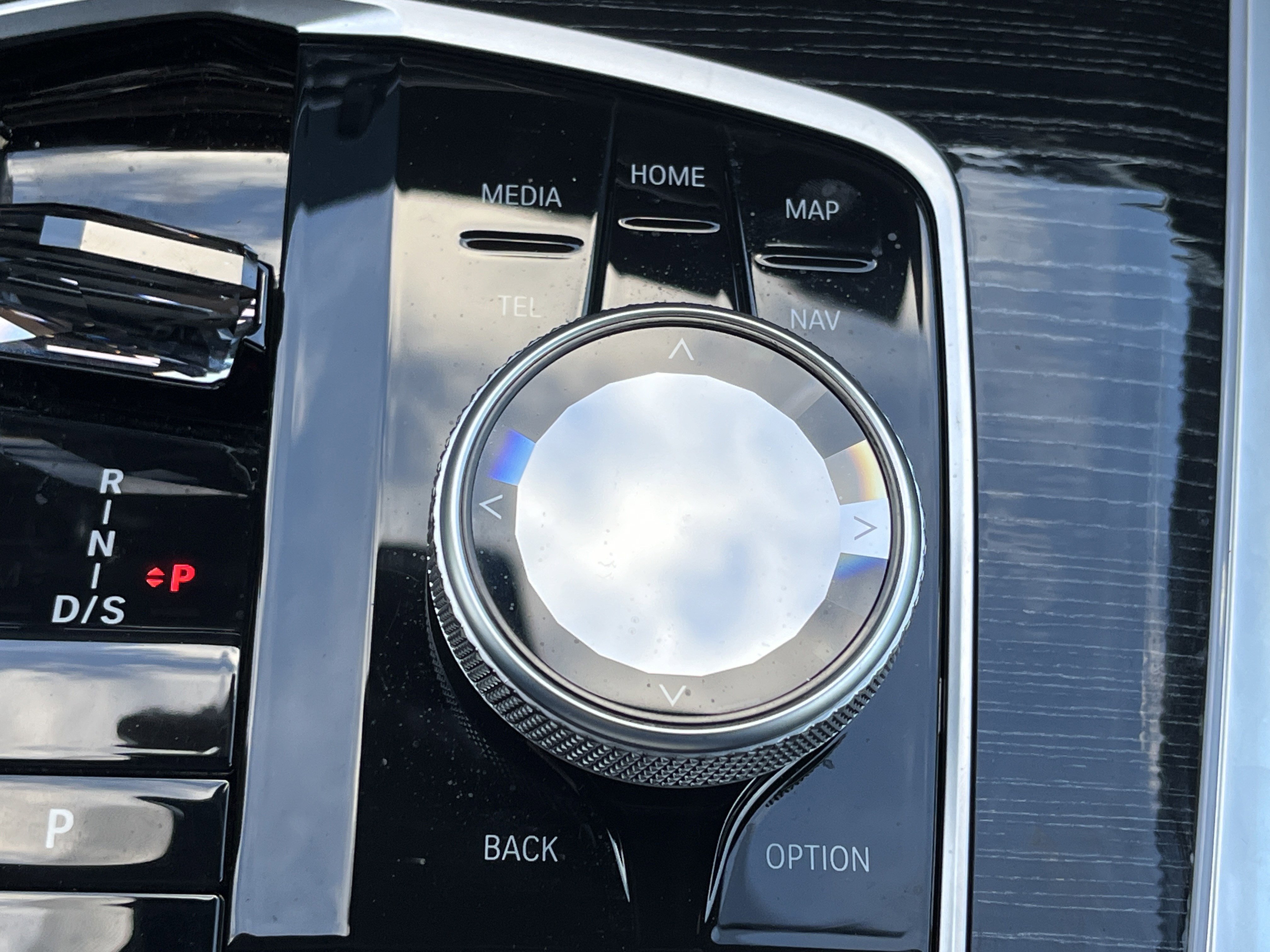 Certified 2024 BMW X7 M60i w/ Executive Package image 8