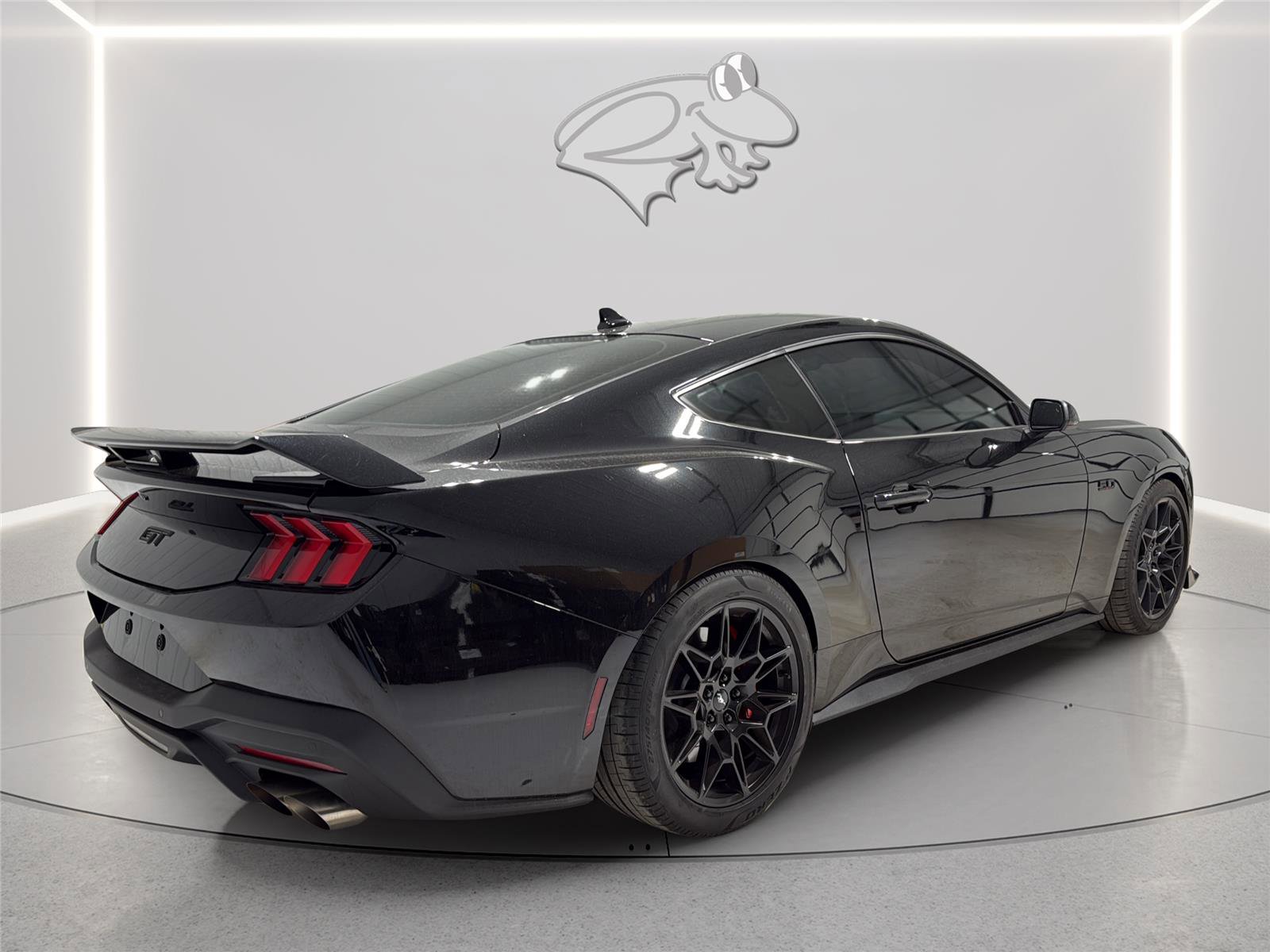 Used 2024 Ford Mustang GT Premium w/ GT Performance Package RWD image 5