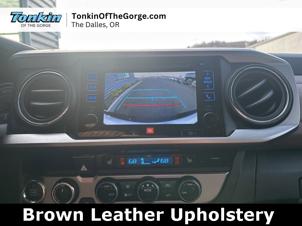 Used 2016 Toyota Tacoma Limited image 23