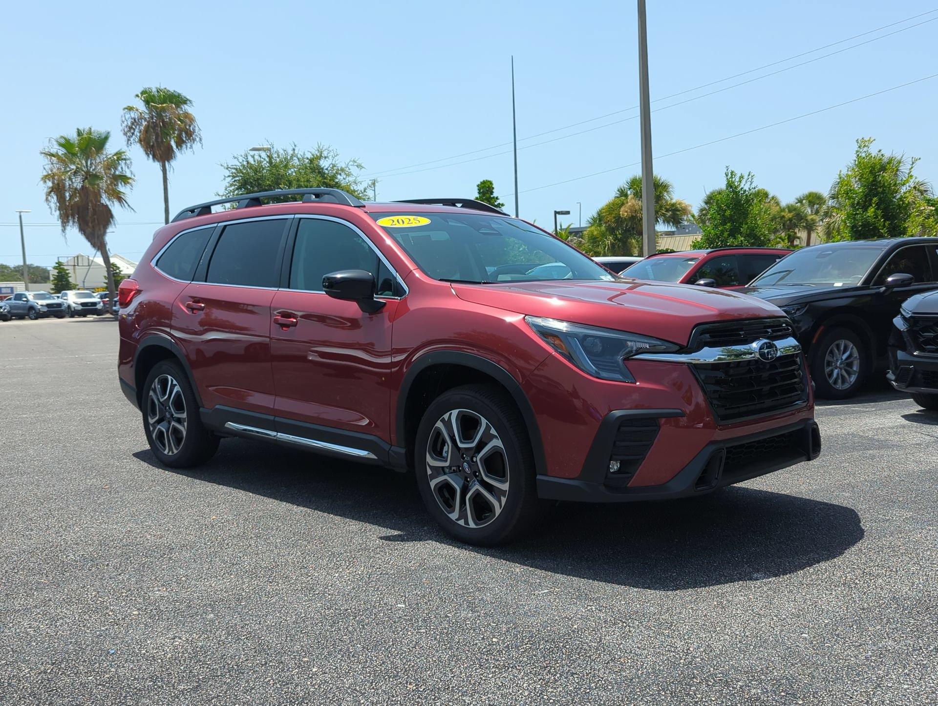Used 2025 Subaru Ascent Limited w/ Popular Package #2 AWD/4WD image 2