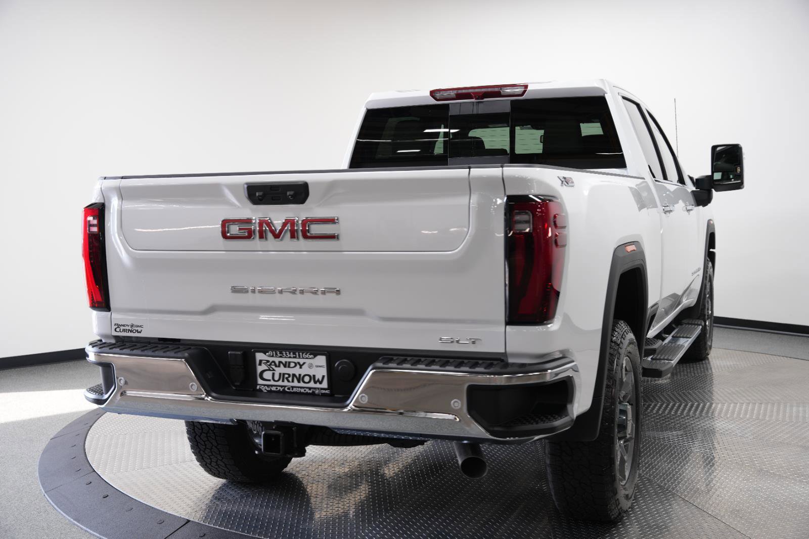 New 2026 GMC Sierra 2500 SLT w/ SLT Premium Package image 8