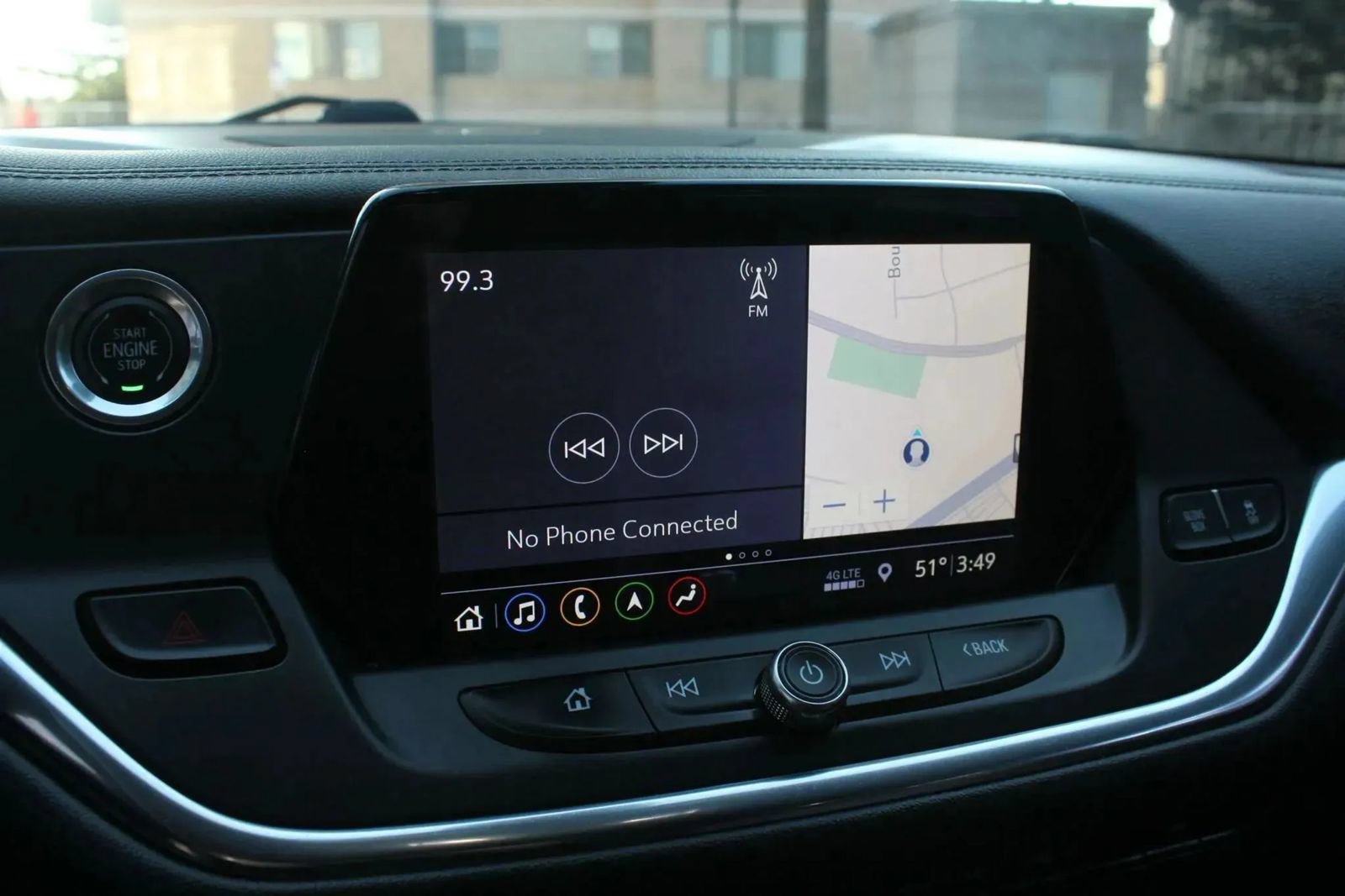 Used 2019 Chevrolet Blazer LT w/ Sound & Technology Package FWD image 31