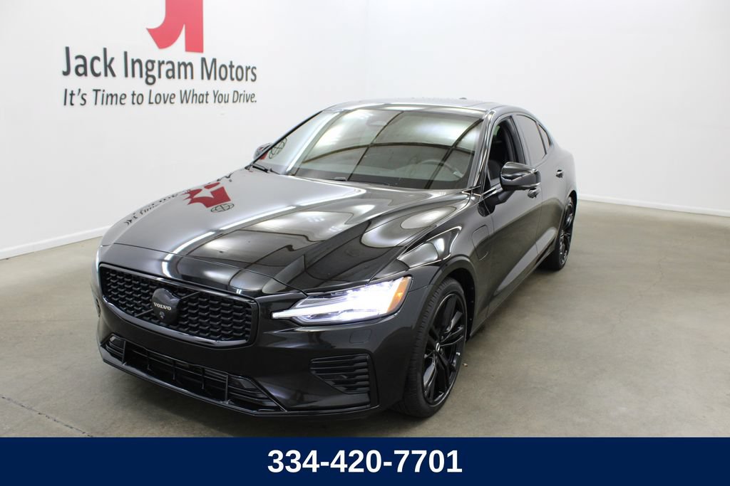 Certified 2024 Volvo S60 T8 Plus w/ Climate Package AWD/4WD image 1