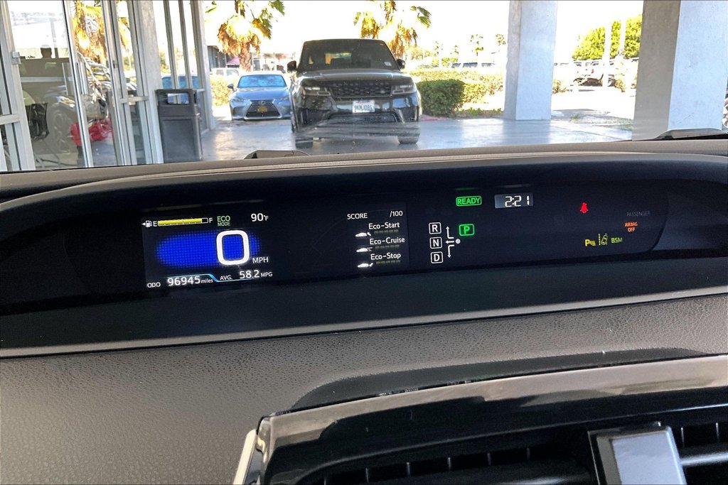 Used 2016 Toyota Prius Four w/ Advanced Technology Package FWD image 13