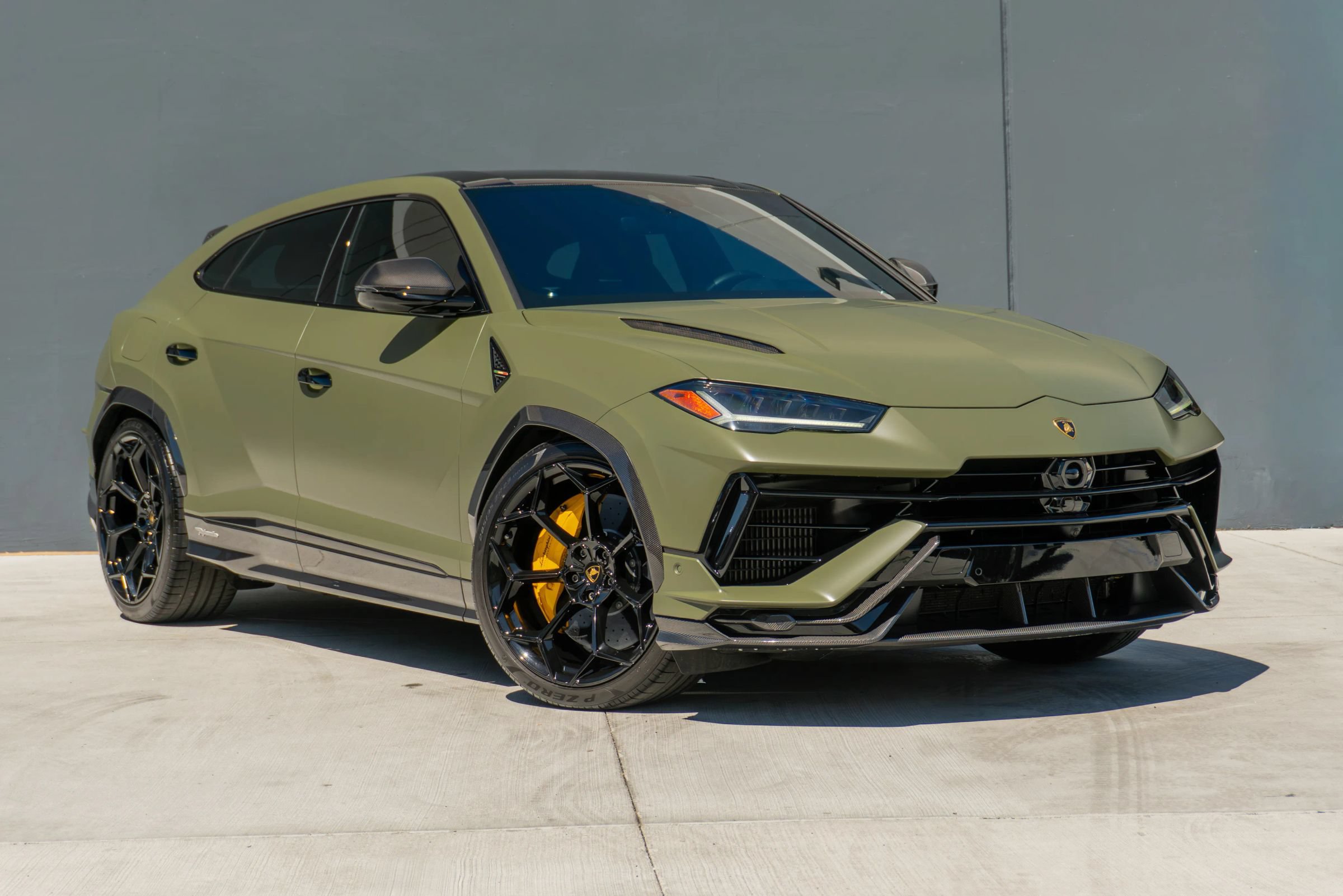 Used 2024 Lamborghini Urus Performante AWD/4WD image 5