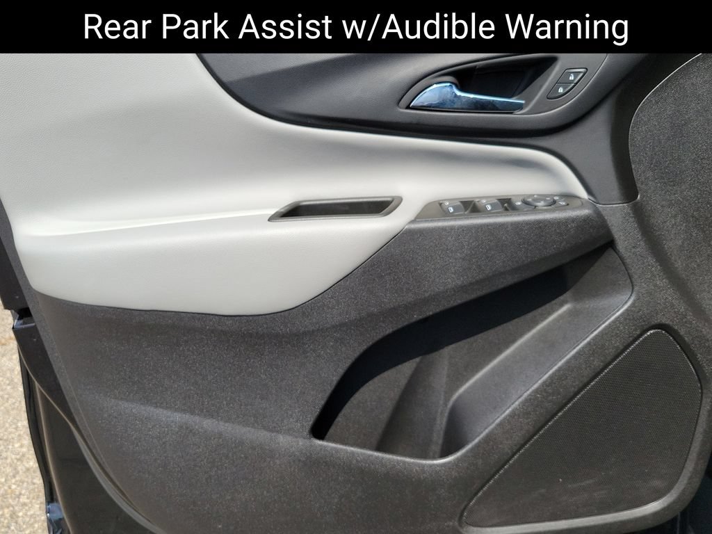 Used 2024 Chevrolet Equinox LS w/ LS Convenience Package AWD/4WD image 11