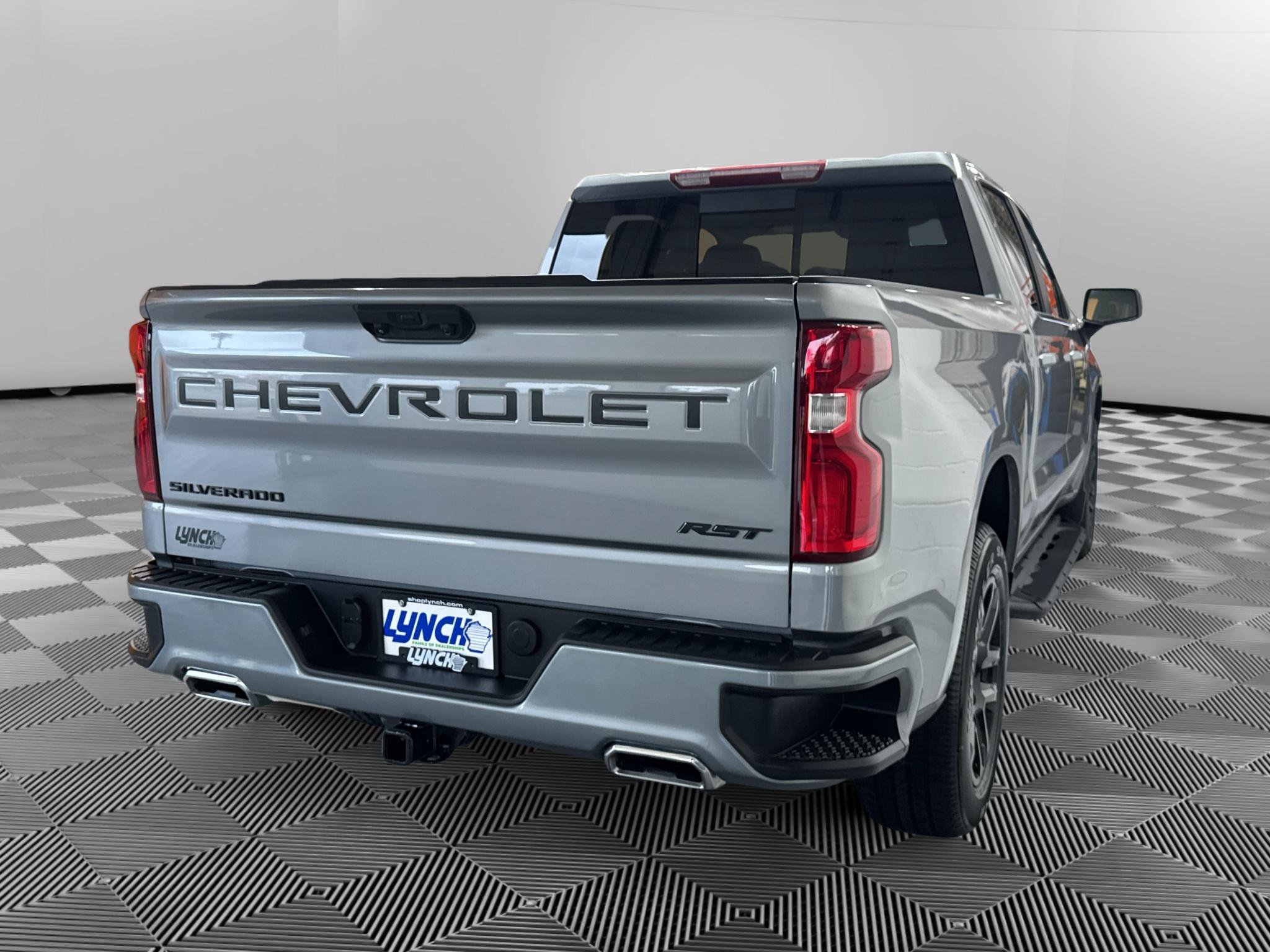 Used 2023 Chevrolet Silverado 1500 RST w/ Convenience Package II AWD/4WD image 5