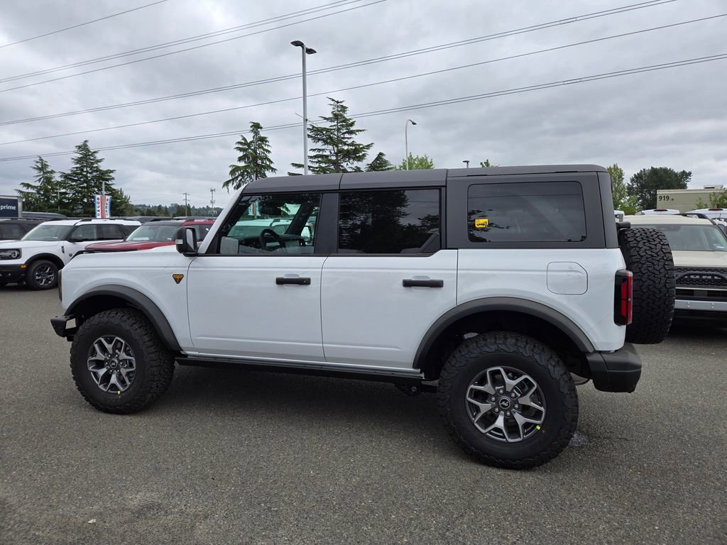 New 2025 Ford Bronco Badlands image 8