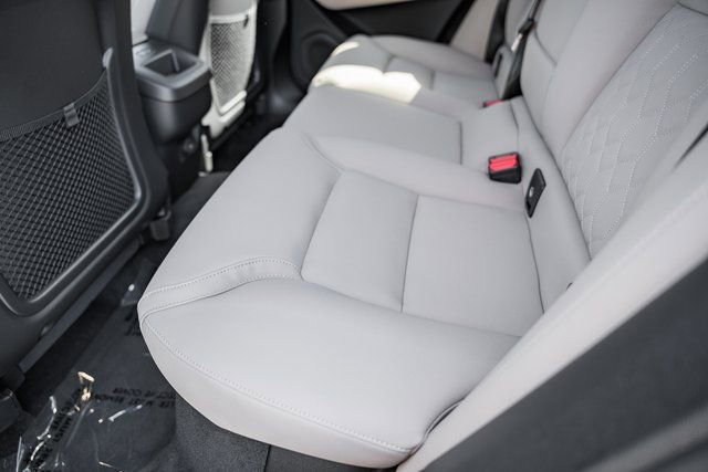 New 2026 Volvo XC60 B5 Plus w/ Protection Package Premier image 30