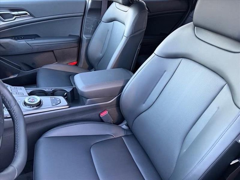 New 2026 Kia Sportage EX image 10