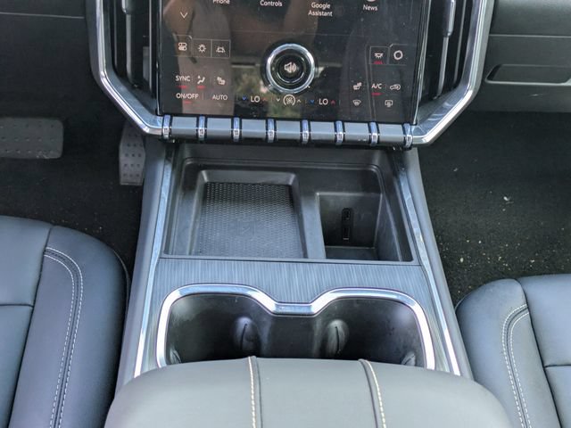 Used 2026 GMC Acadia Elevation w/ Elevation Premium Package FWD image 20