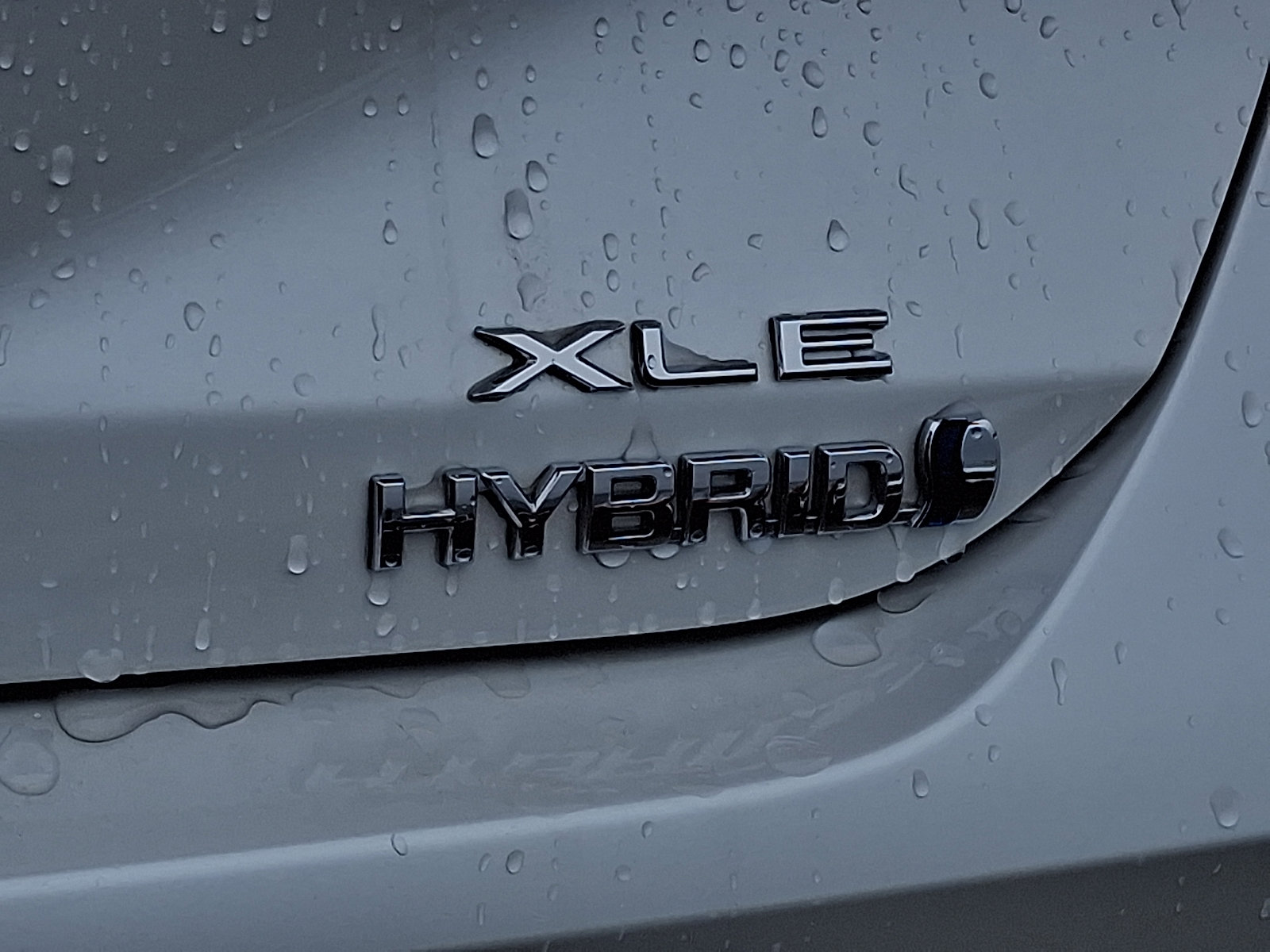 Certified 2021 Toyota Avalon XLE w/ Moonroof Package image 32