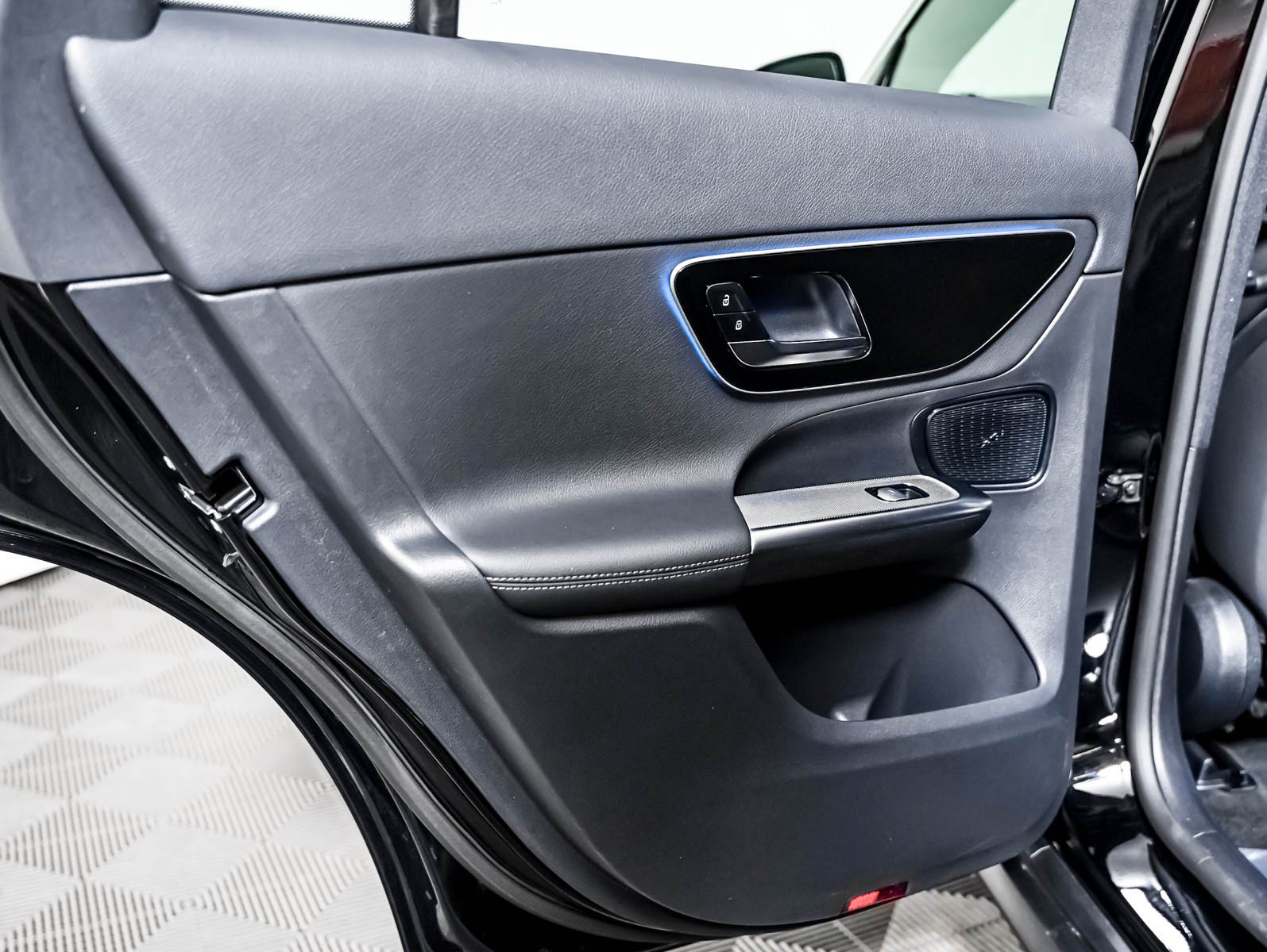 Certified 2026 Mercedes-Benz GLC 300 image 21