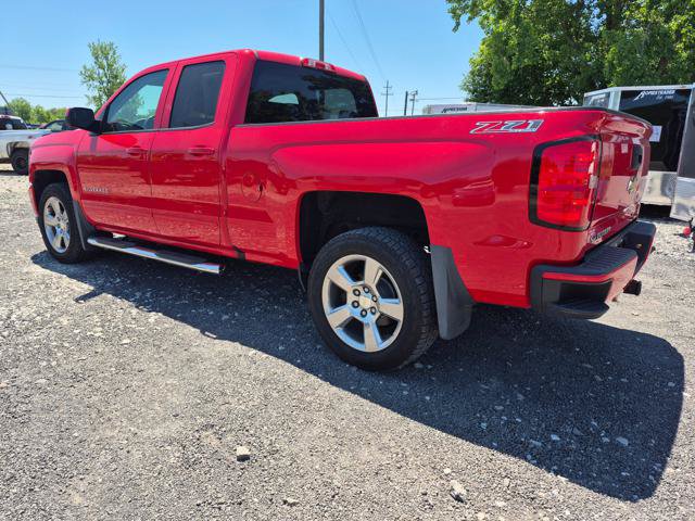 Used 2017 Chevrolet Silverado 1500 LT AWD/4WD image 5