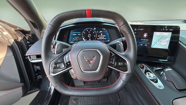 Used 2024 Chevrolet Corvette Stingray Premium Conv w/ Z51 Performance Package RWD image 13