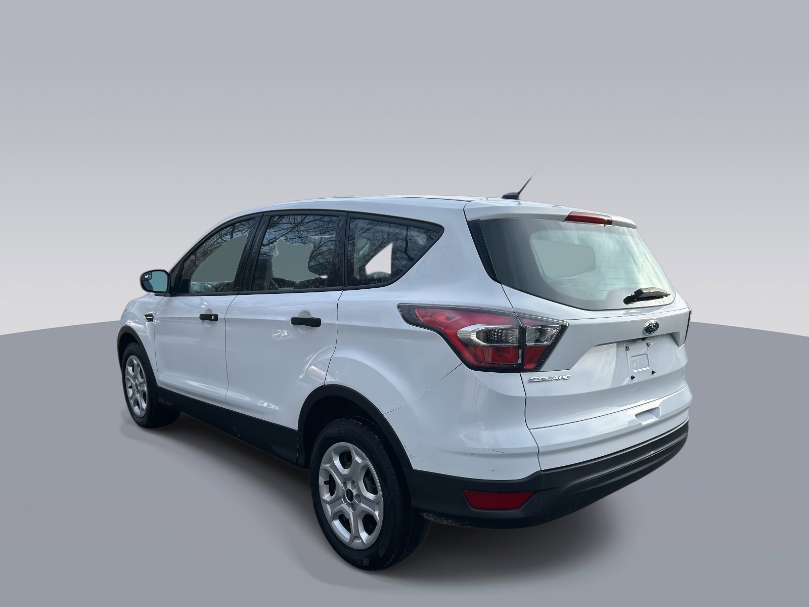 Used 2017 Ford Escape S FWD image 5