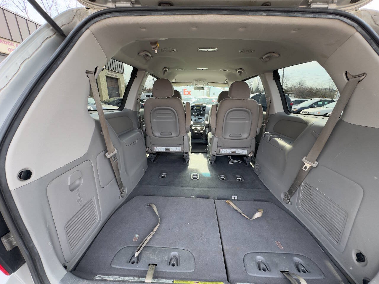 Used 2012 Kia Sedona LX w/ PWR Pkg FWD image 20