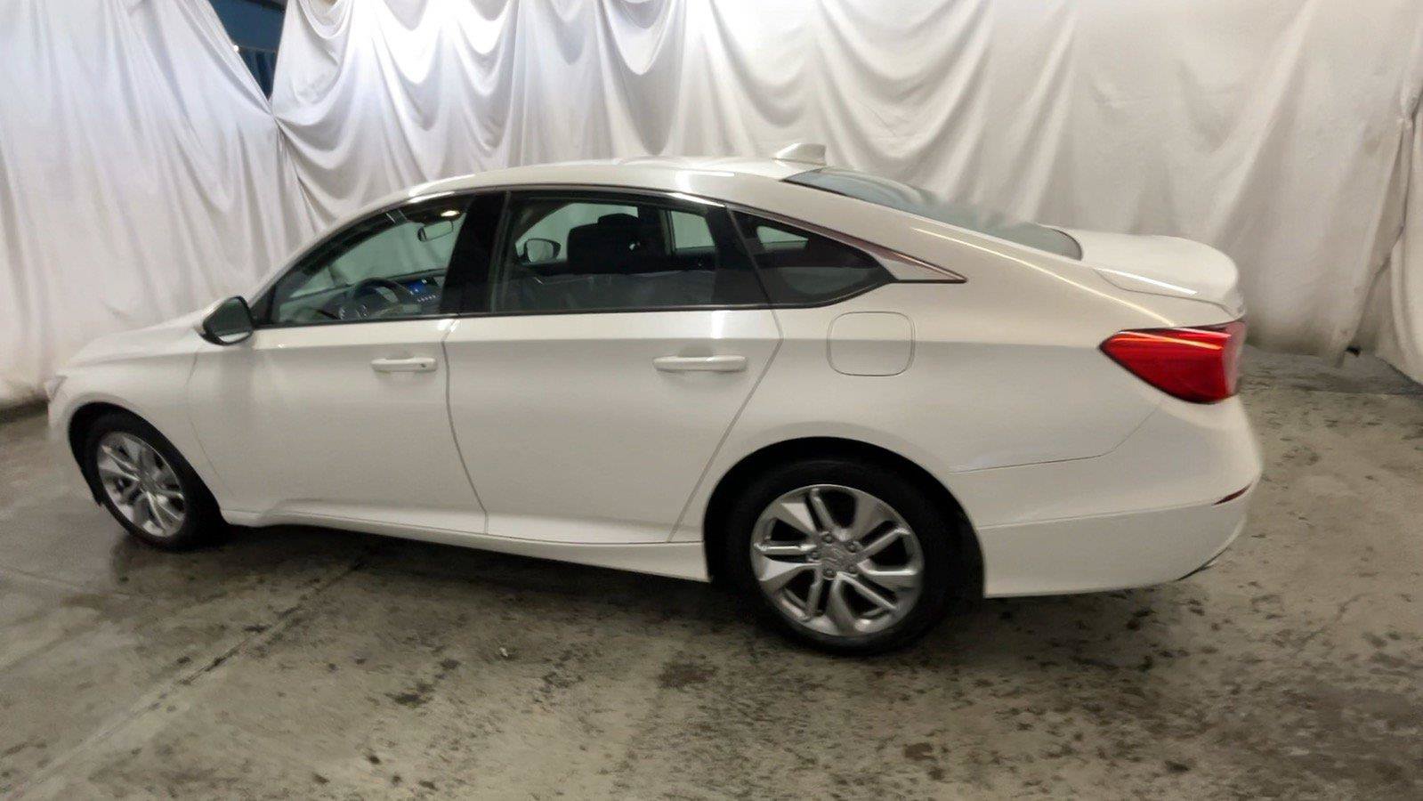 Used 2019 Honda Accord LX image 11