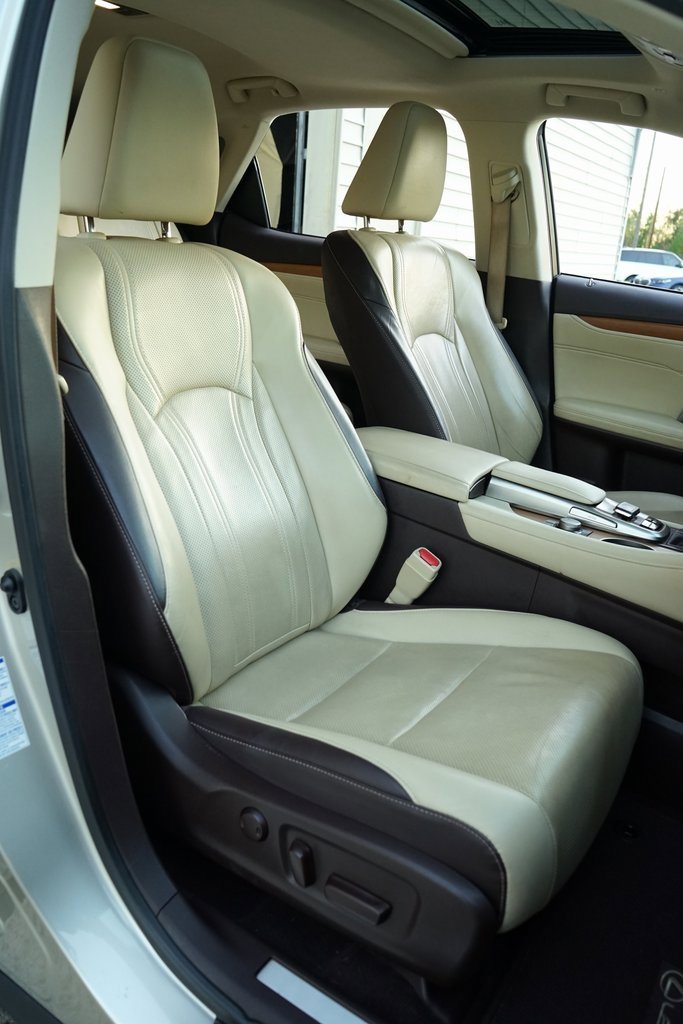 Used 2016 Lexus RX 450h AWD image 4