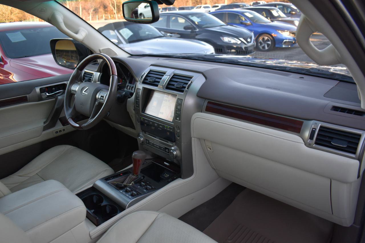 Used 2014 Lexus GX 460 Luxury image 13