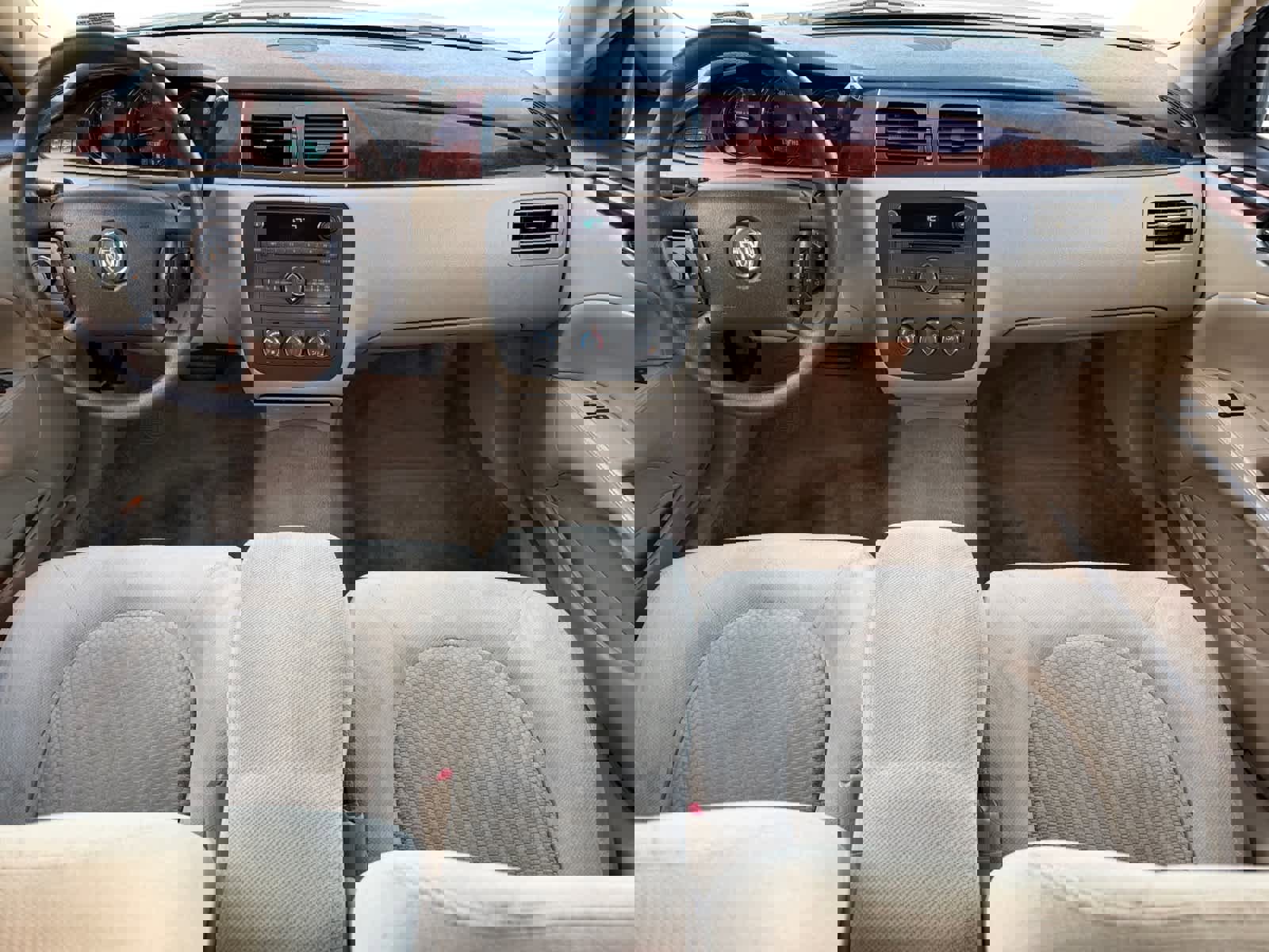 Used 2007 Buick Lucerne CX image 12