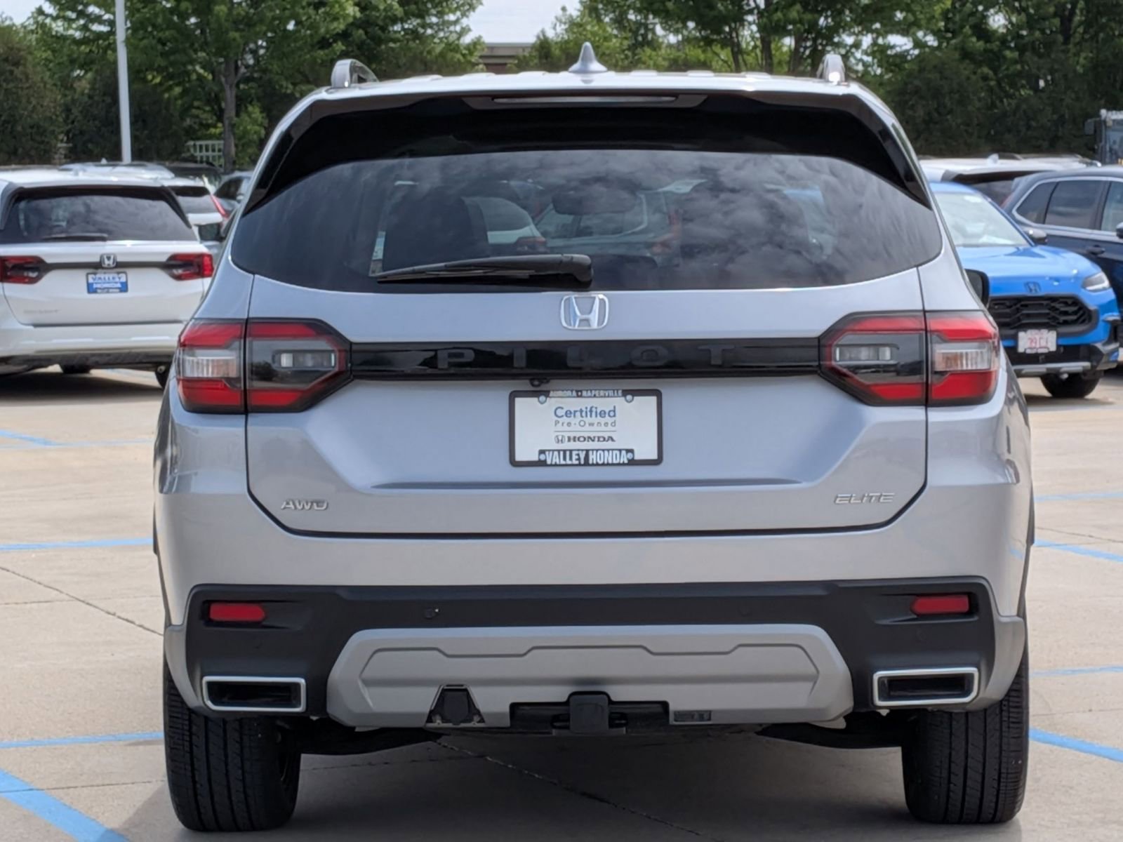 Used 2023 Honda Pilot Elite image 7