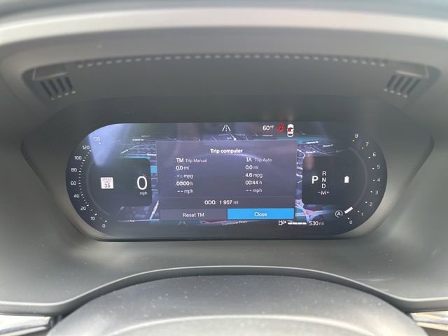 New 2026 Volvo XC60 B5 Plus w/ Protection Package Premier AWD/4WD image 18