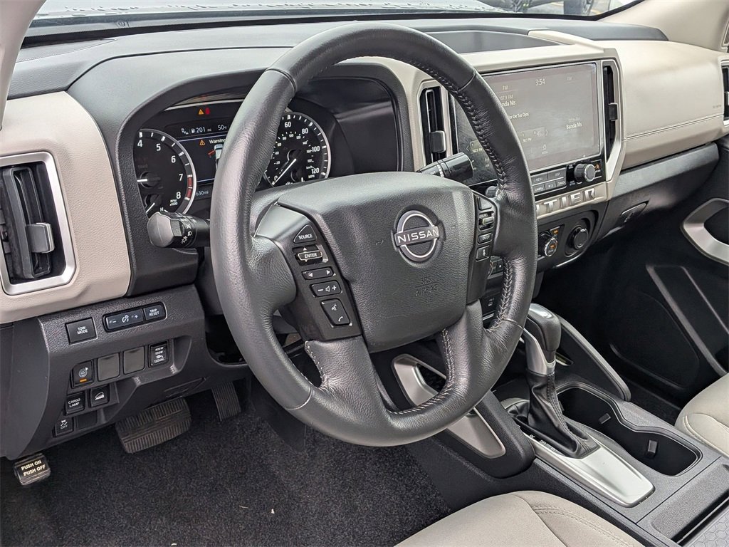Used 2025 Nissan Frontier SV w/ SV Convenience Package image 10