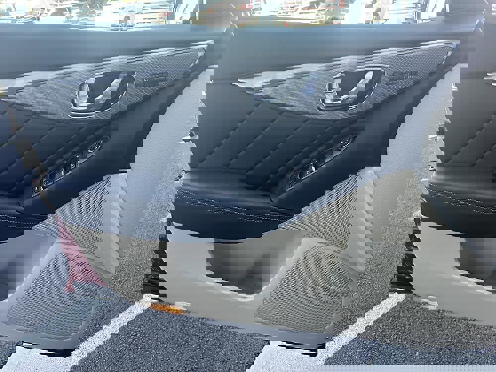 Used 2016 INFINITI Q50 Premium w/ Driver Assistance Package image 19