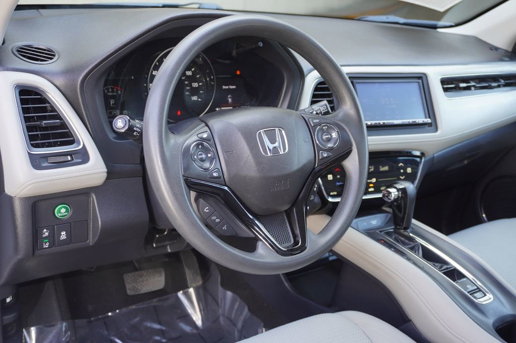 Used 2022 Honda HR-V EX image 9