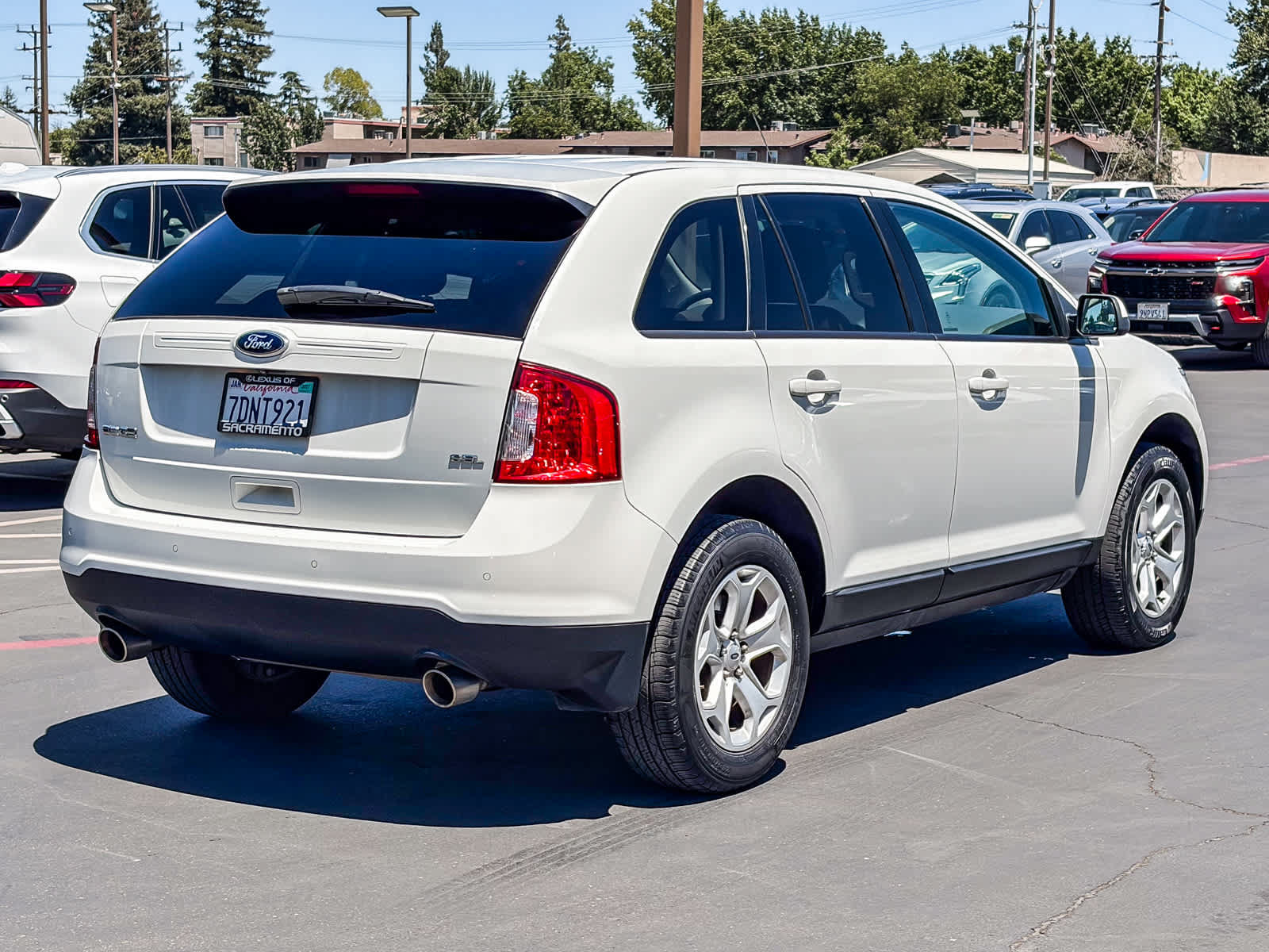 Used 2013 Ford Edge SEL FWD image 5