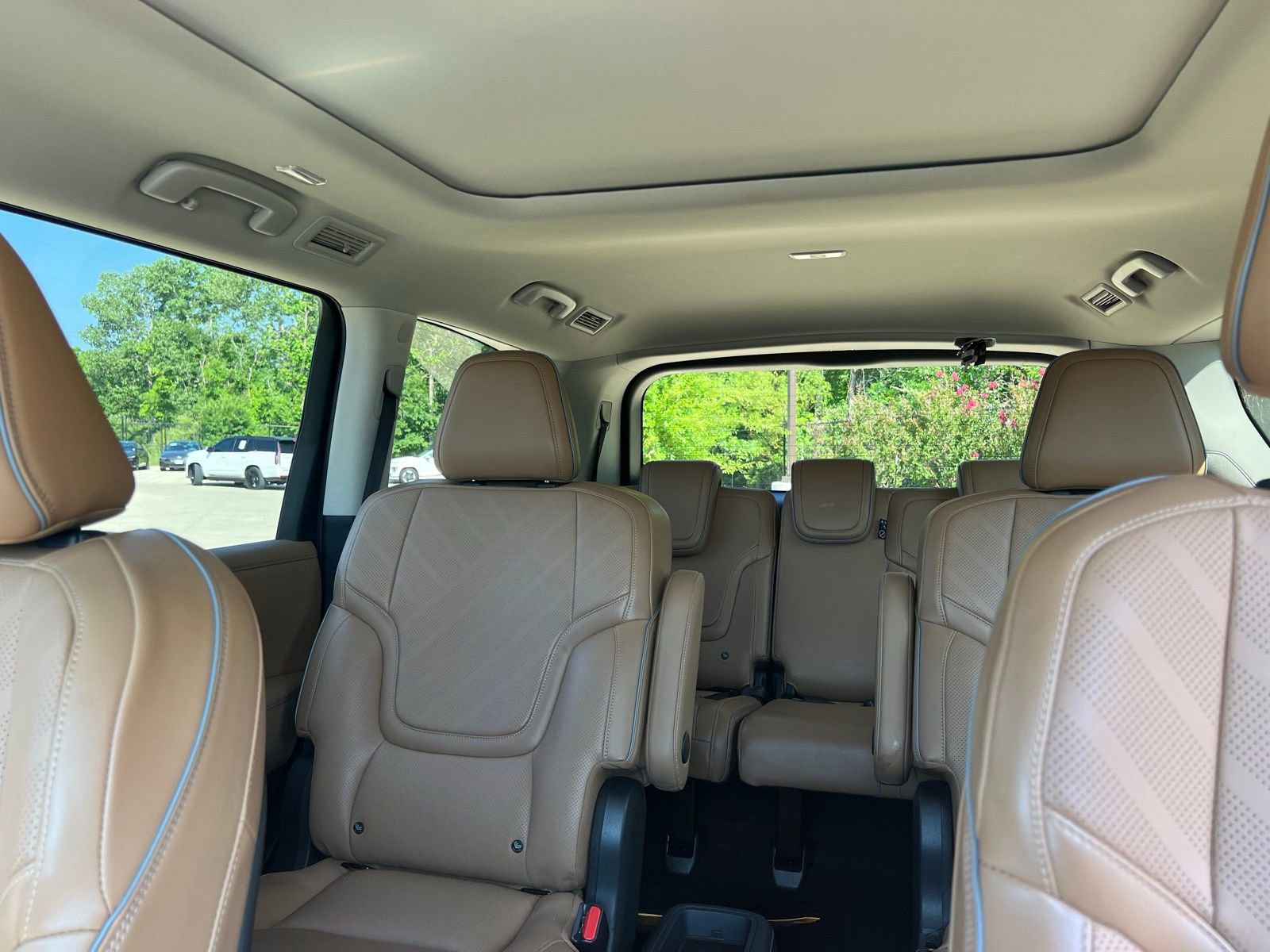 Used 2025 INFINITI QX80 Luxe w/ Cargo Package AWD/4WD image 40
