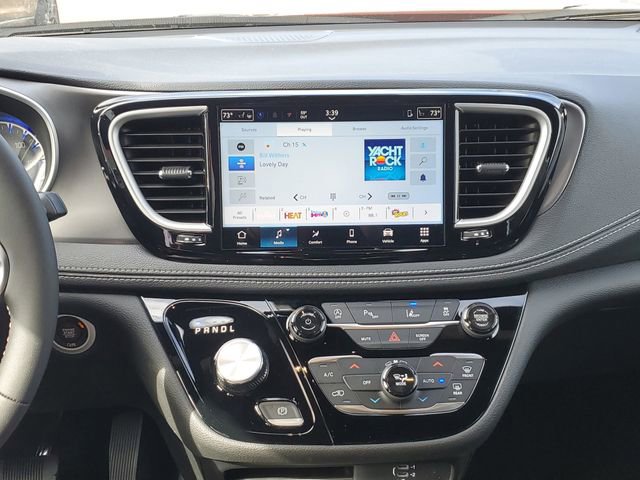 New 2026 Chrysler Pacifica Select FWD image 15