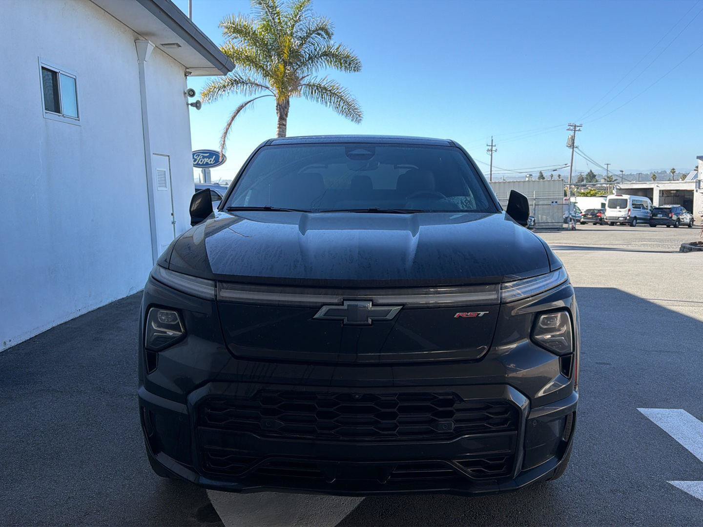 Used 2025 Chevrolet Silverado EV RST AWD/4WD image 6