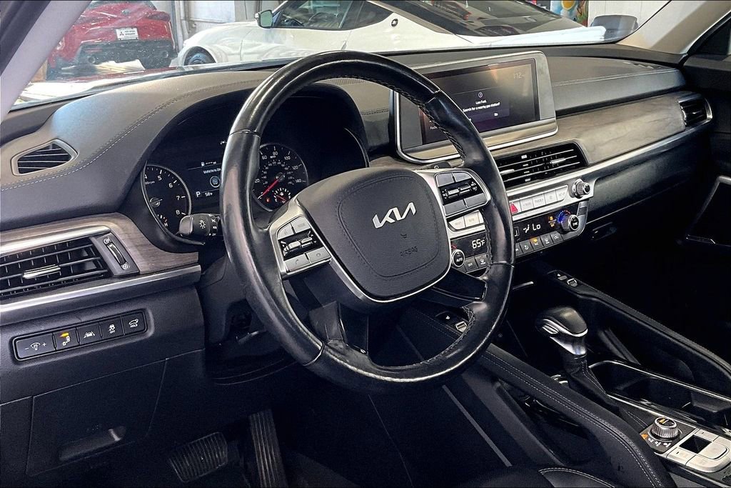 Used 2022 Kia Telluride EX image 4