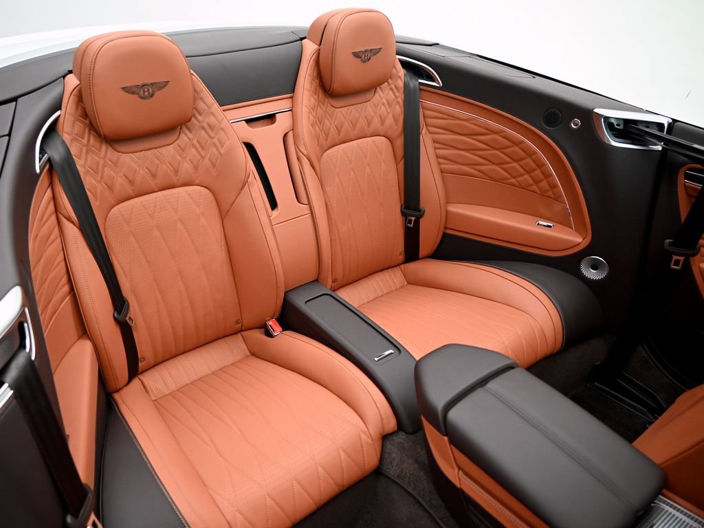 Used 2024 Bentley Continental GT V8 AWD/4WD image 11