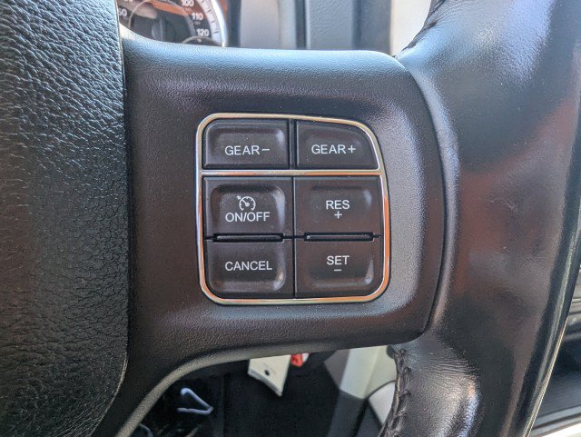 Used 2020 RAM 1500 Classic SLT w/ Luxury Group AWD/4WD image 15