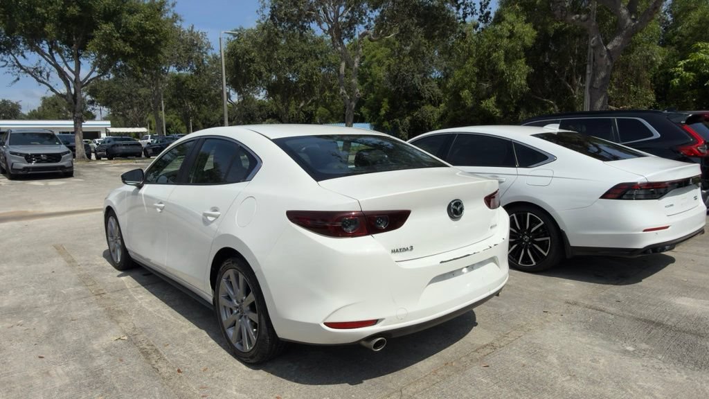 Used 2020 MAZDA MAZDA3 Sedan w/ Select Package FWD image 5