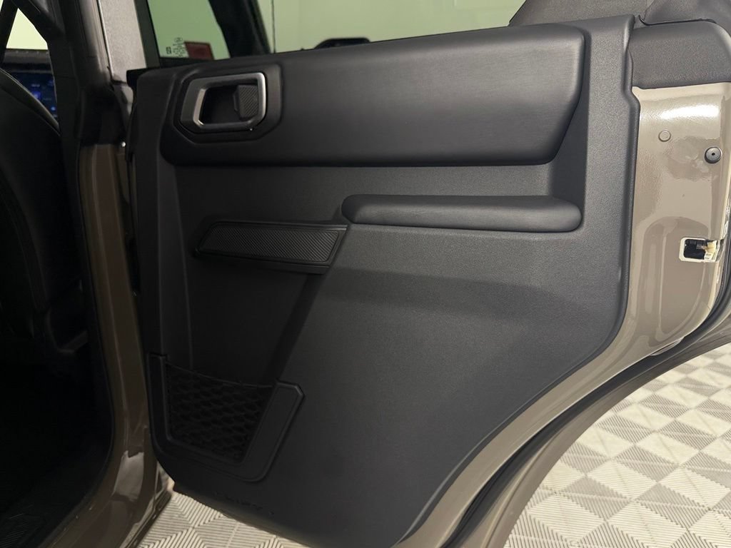 Used 2025 Ford Bronco Outer Banks w/ Sasquatch Package AWD/4WD image 30