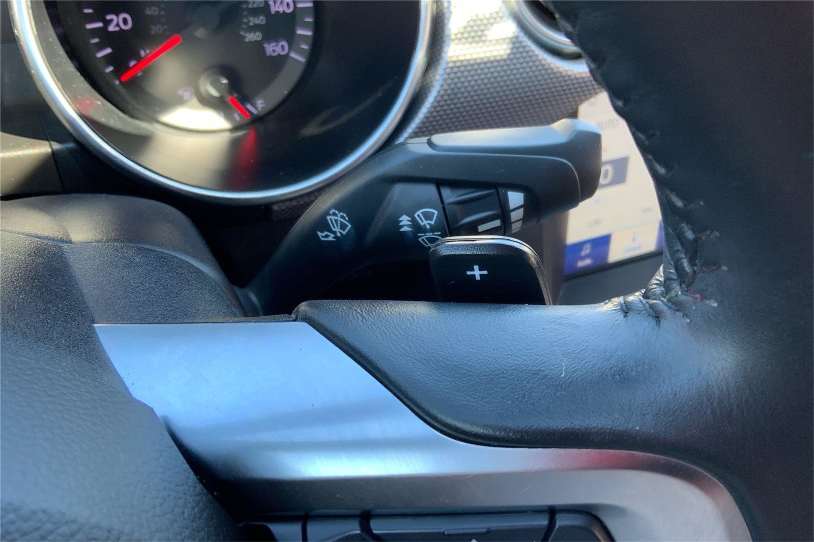 Used 2019 Ford Mustang Convertible w/ Equipment Group 101A RWD image 33