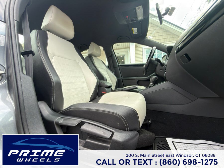 Used 2015 Volkswagen Jetta Sport FWD image 17